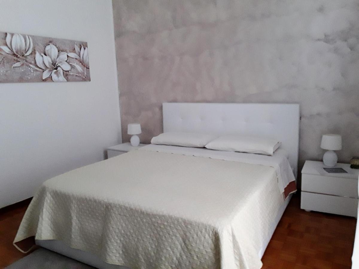 مارانيلّو B&B La Rosa Gialla المظهر الخارجي الصورة