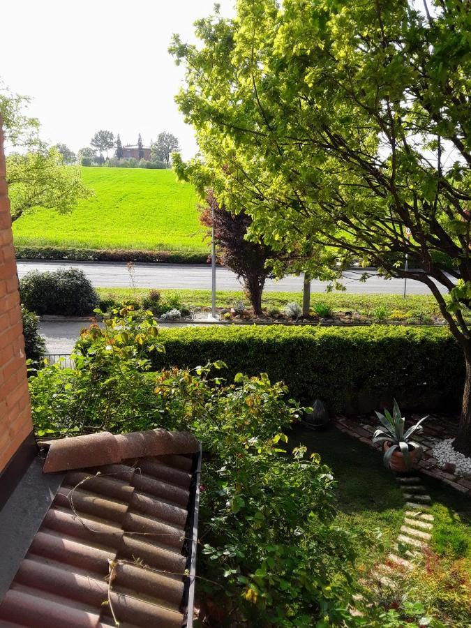 مارانيلّو B&B La Rosa Gialla المظهر الخارجي الصورة